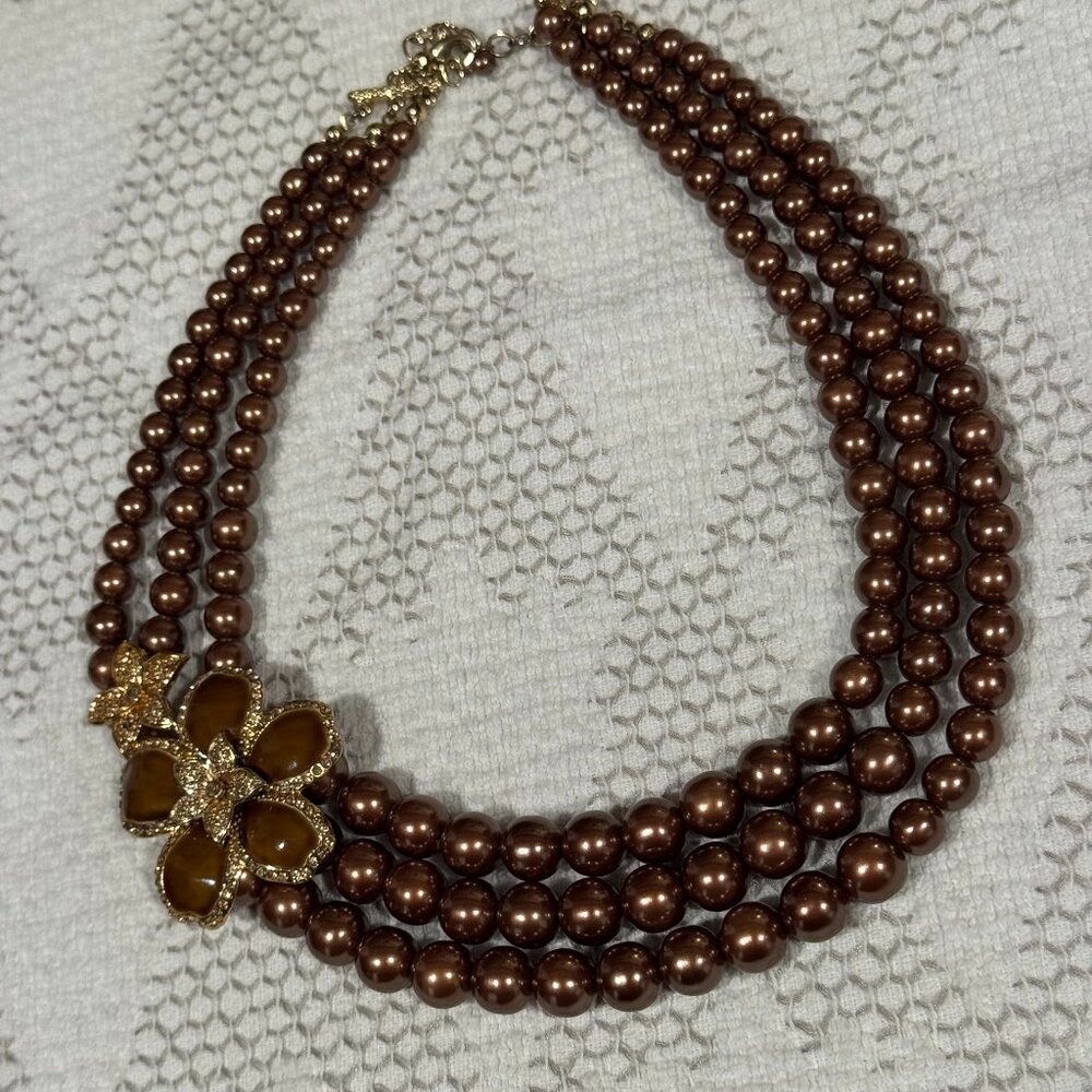 Vintage Beaded Necklace With Flower - Picture 2 of 6